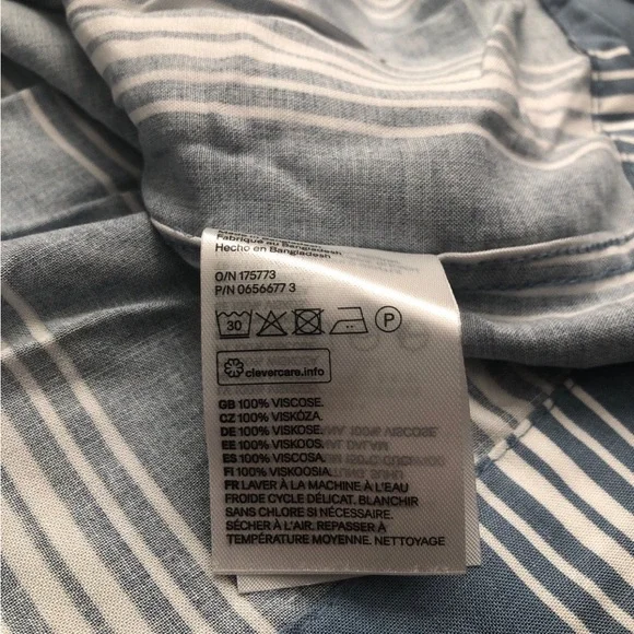 H&M Casual Blue and White Striped Shirt - Picture 3 of 3